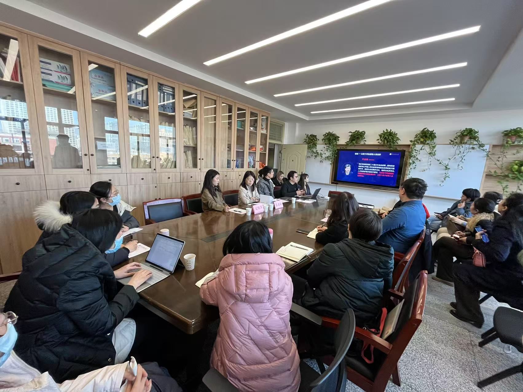 理学院成功举办“AI赋能信息化改革创新”研讨会 共话软件技术前沿